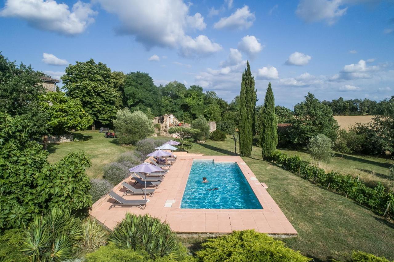 Au Mas Des Calmettes Bed and Breakfast Parisot  Εξωτερικό φωτογραφία