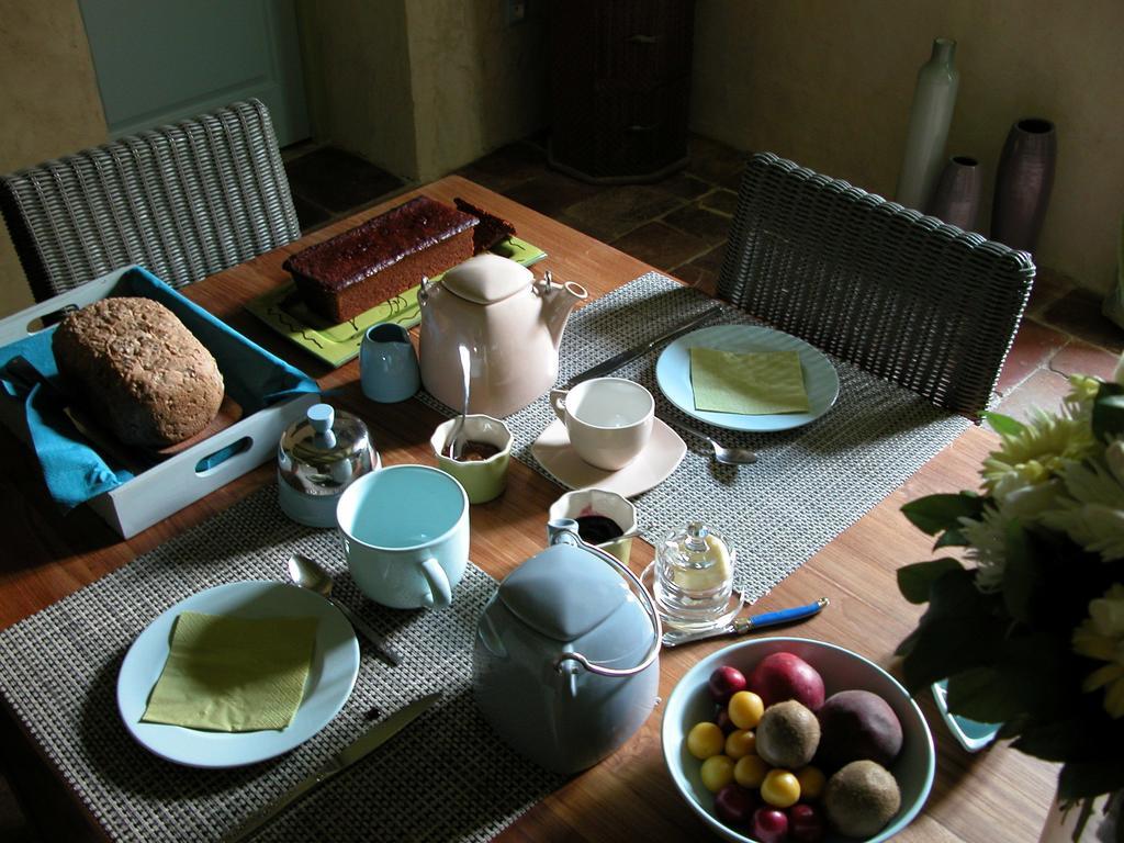 Au Mas Des Calmettes Bed and Breakfast Parisot  Εξωτερικό φωτογραφία