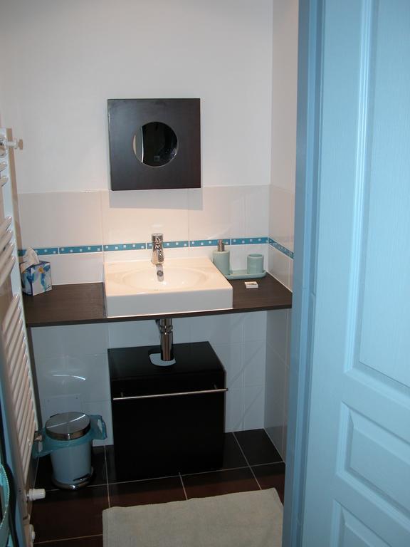 Au Mas Des Calmettes Bed and Breakfast Parisot  Δωμάτιο φωτογραφία