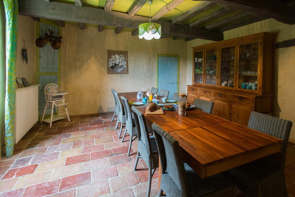 Au Mas Des Calmettes Bed and Breakfast Parisot  Εξωτερικό φωτογραφία