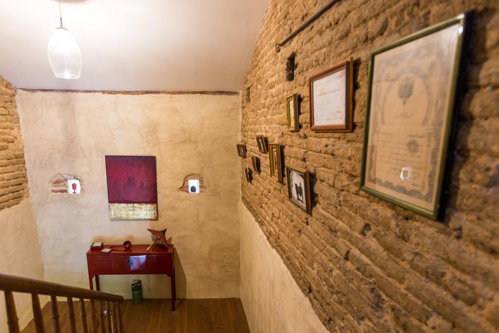 Au Mas Des Calmettes Bed and Breakfast Parisot  Εξωτερικό φωτογραφία