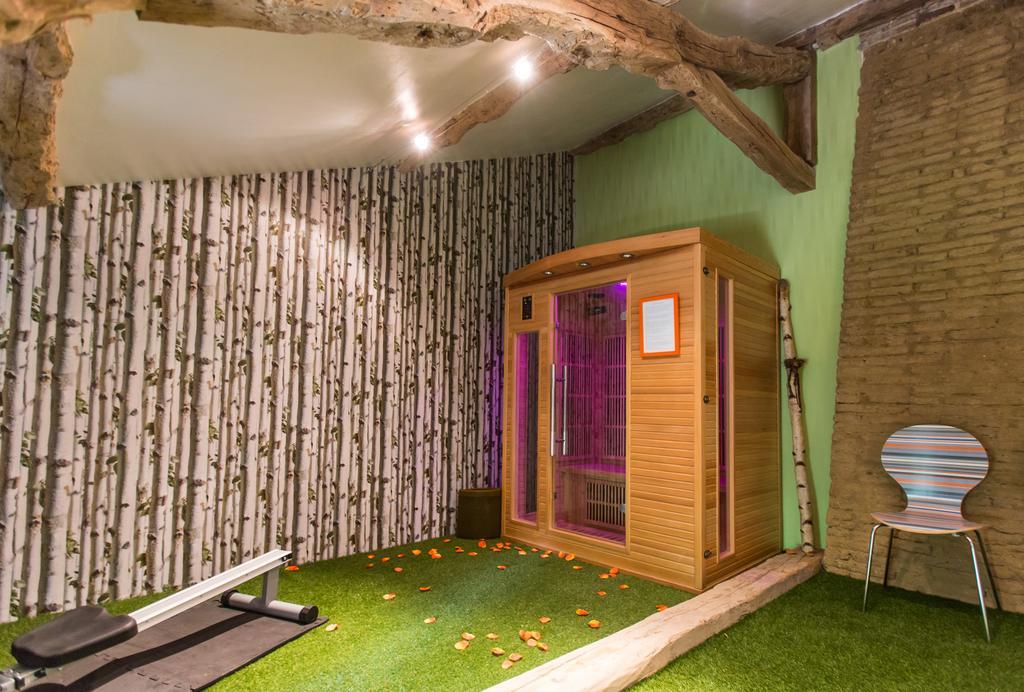 Au Mas Des Calmettes Bed and Breakfast Parisot  Εξωτερικό φωτογραφία